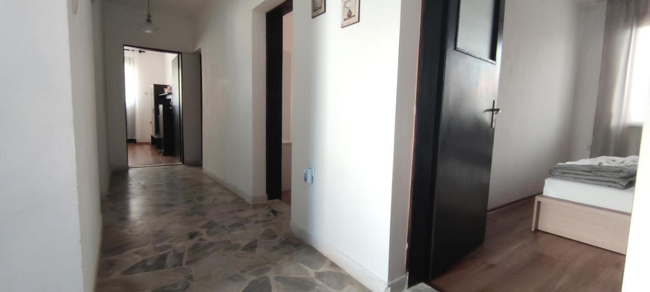 Yanevi Apartments เชอร์โนโมเรทส์ ภายนอก รูปภาพ