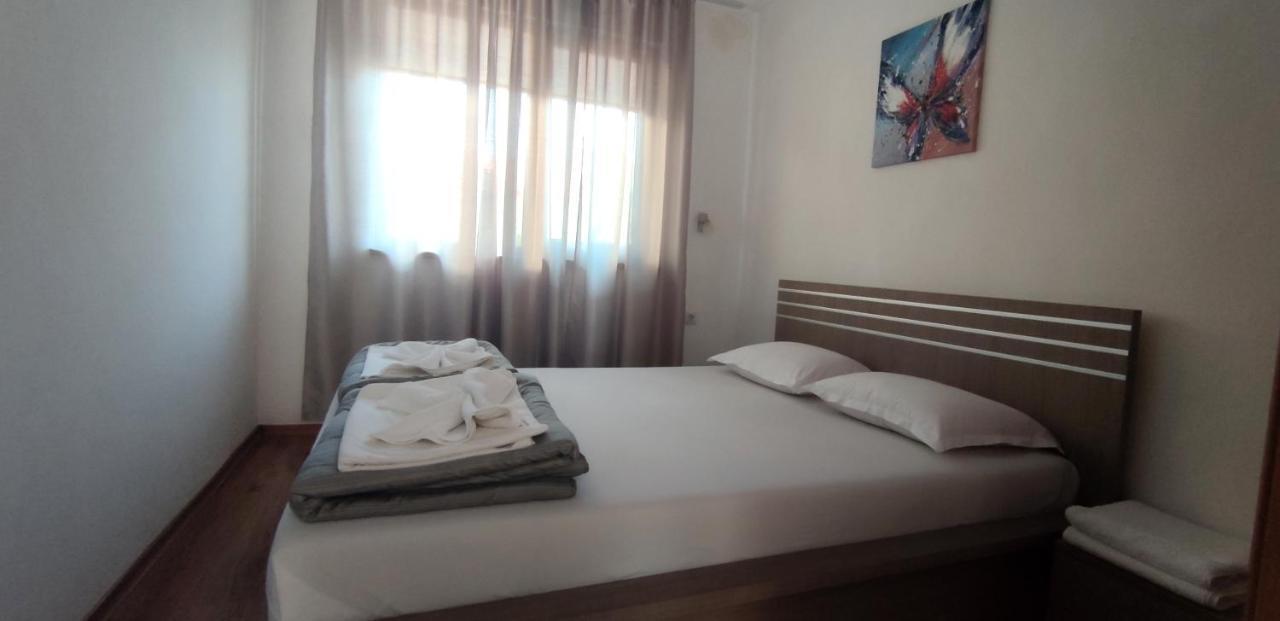 Yanevi Apartments เชอร์โนโมเรทส์ ภายนอก รูปภาพ