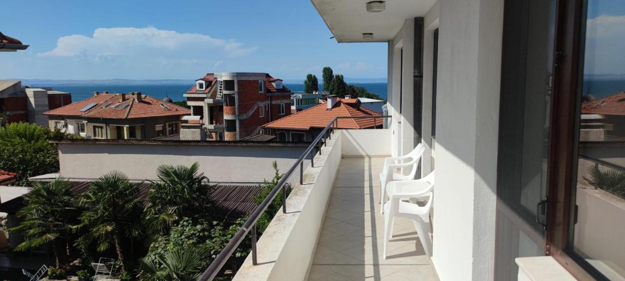 Yanevi Apartments เชอร์โนโมเรทส์ ภายนอก รูปภาพ